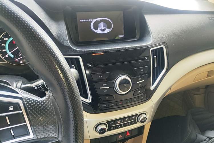 Used Great Wall C30 2015 1.5L Manual Comfort Model Audio And AC Panel