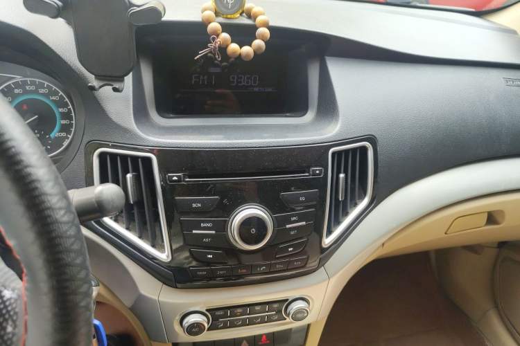 Used Great Wall C30 2015 1.5L Manual Comfort Model Audio And AC Panel