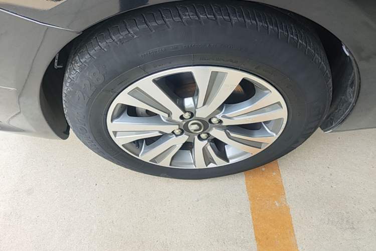 Used Great Wall C30 2015 1.5L Manual Comfort Model Left Front Wheel Hub