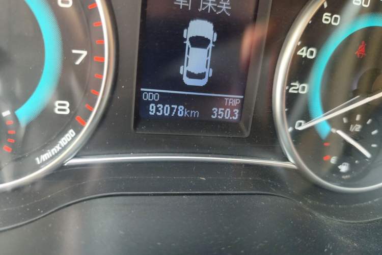 Used Great Wall C30 2015 1.5L Manual Comfort Model Odometer Close Up