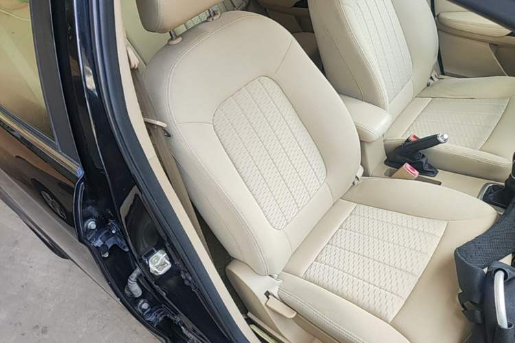 Used Great Wall C30 2015 1.5L Manual Comfort Model Right Front Seat