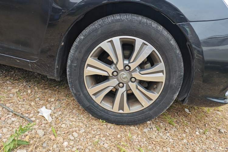 Used Great Wall C30 2015 1.5L Manual Luxury Model Right Front Wheel Hub