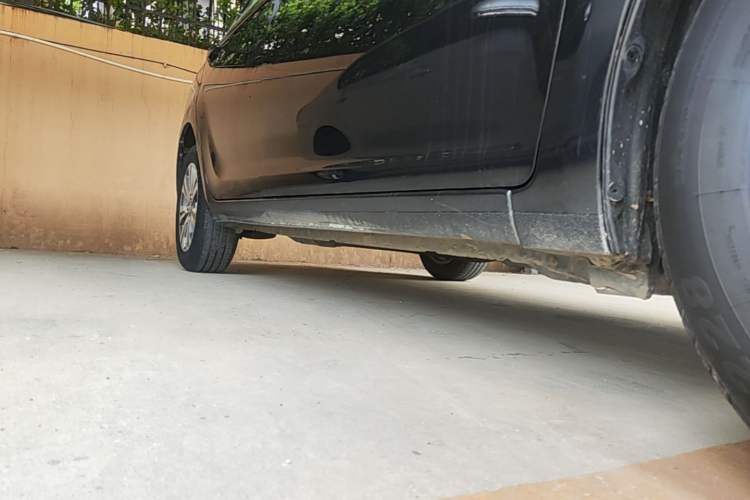 Used Great Wall C30 2015 1.5L Manual Comfort Model Right Side Sill