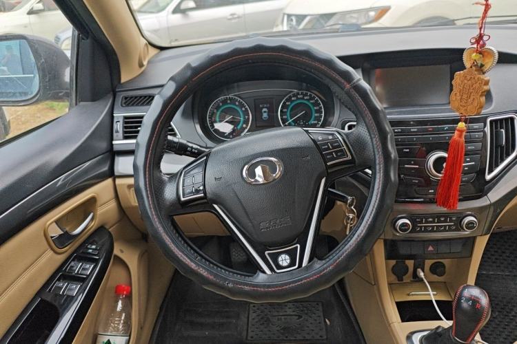 Used Great Wall C30 2015 1.5L Manual Luxury Model Steering Wheel