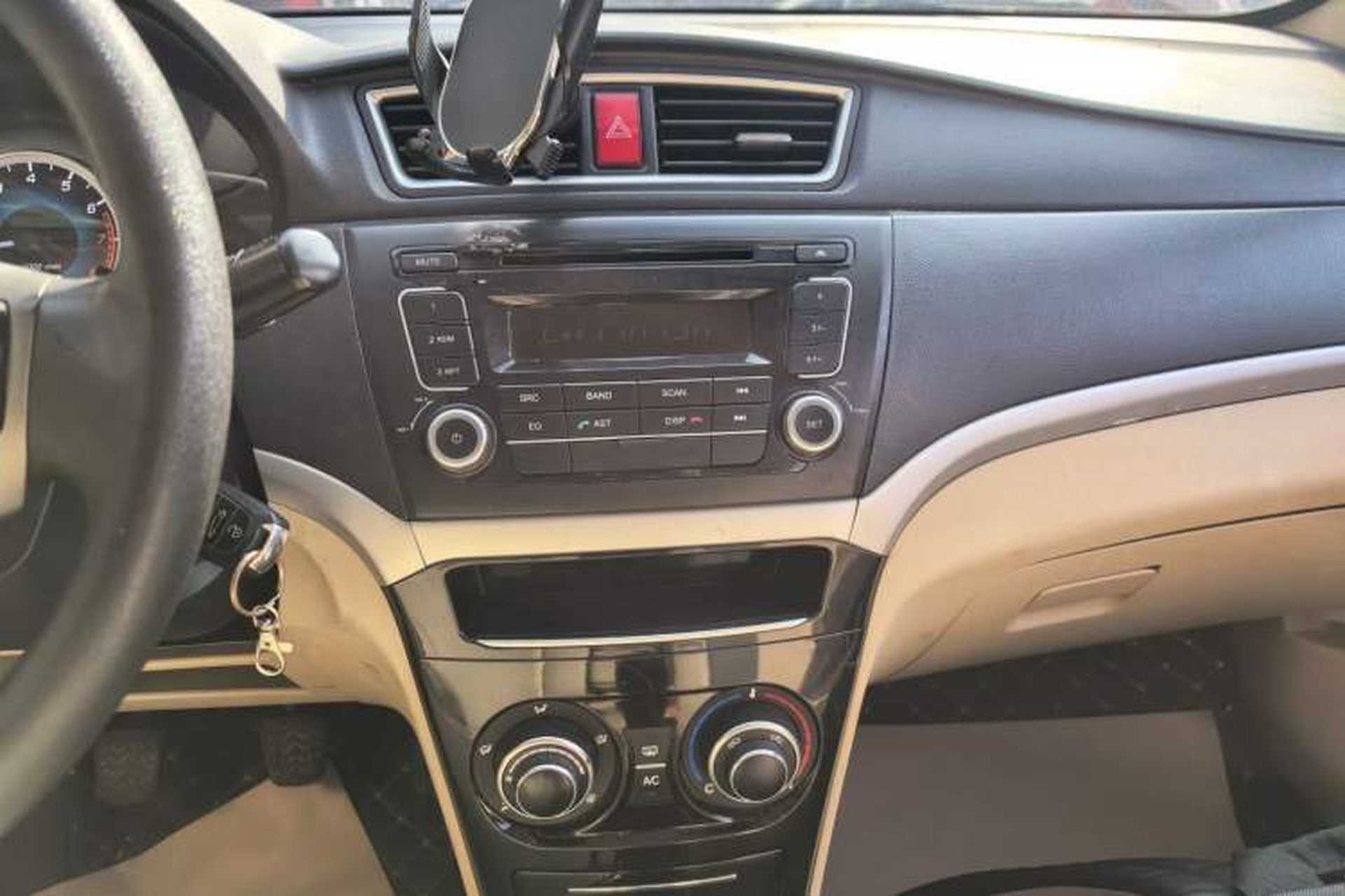 Used Great Wall C30 2015 Classic Edition 1.5L Manual Enjoyment Model Audio And AC Panel