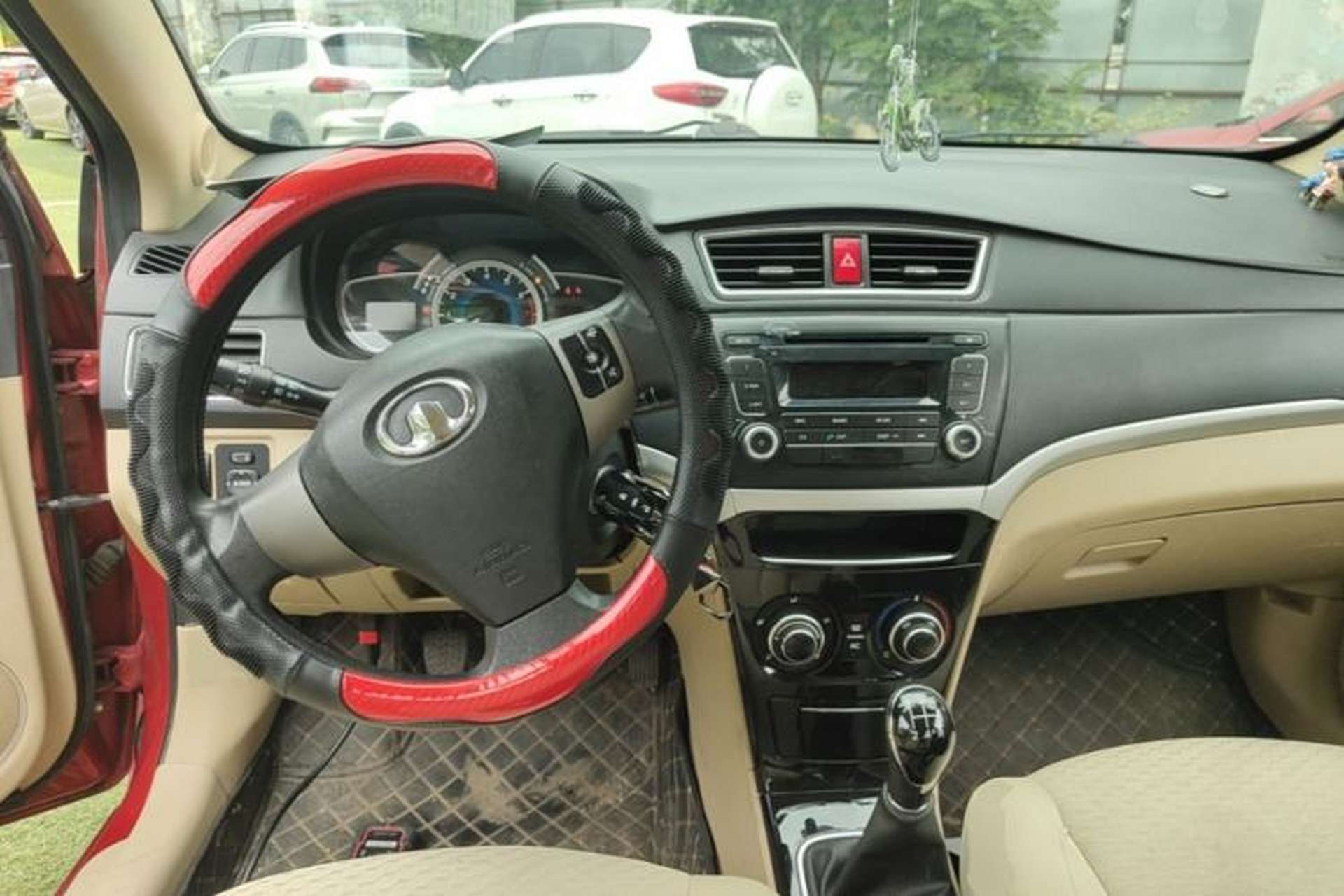 Used Great Wall C30 2015 Classic Edition 1.5L Manual Enjoyment Model Center Console