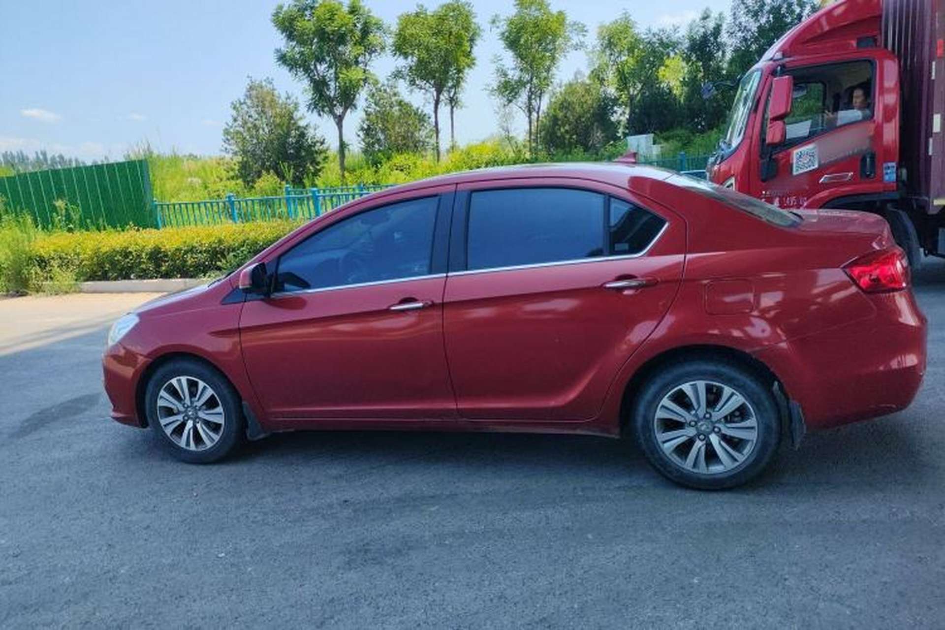 Used Great Wall C30 2015 1.5L Manual Luxury Model Exterior 3