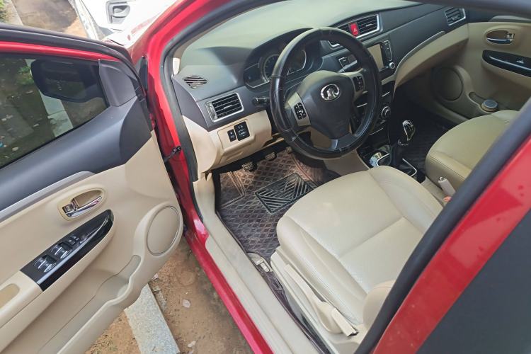 Used Great Wall C30 2015 Classic Edition 1.5L Manual Enjoyment Model Interior 2