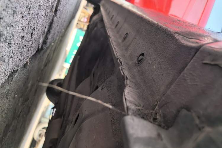 Used Great Wall C30 2015 Classic Edition 1.5L Manual Enjoyment Model Right Side Sill