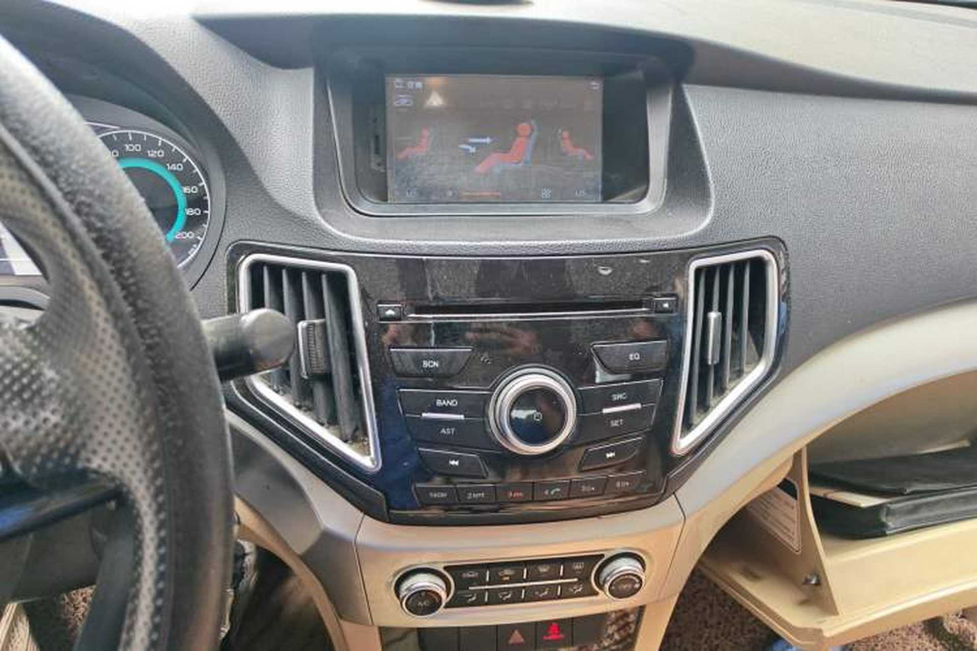 Used Great Wall C30 2015 1.5L Manual Comfort Model Audio And AC Panel