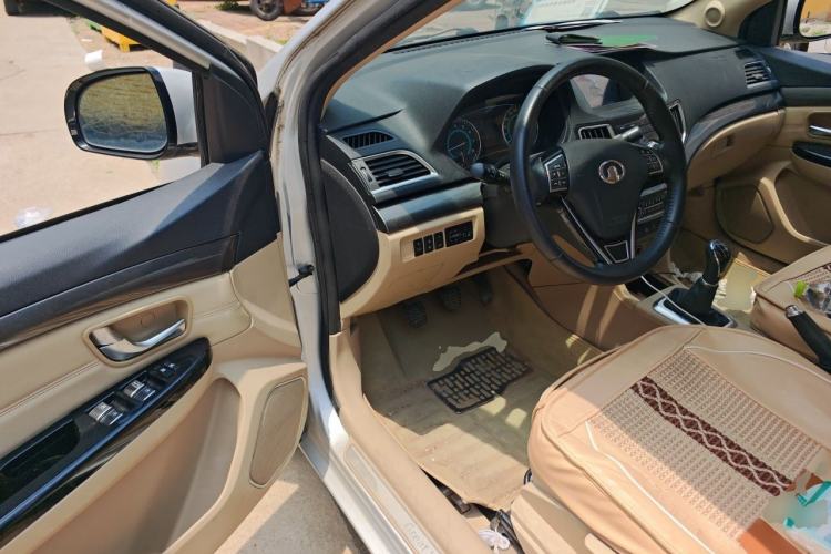 Used Great Wall C30 2015 1.5L Manual Luxury Model Driver Seat