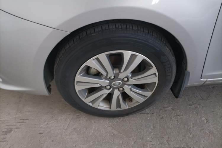 Used Great Wall C30 2015 1.5L AMT Luxury Model Left Front Wheel Hub