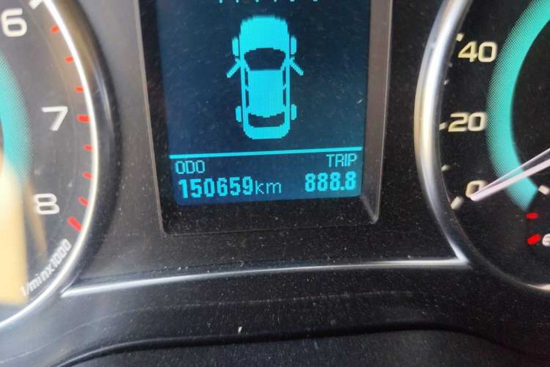 Used Great Wall C30 2015 1.5L Manual Luxury Model Odometer Close Up