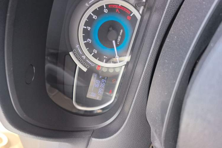 Used Great Wall C30 2015 Classic Edition 1.5L Manual Enjoyment Model Odometer Close Up