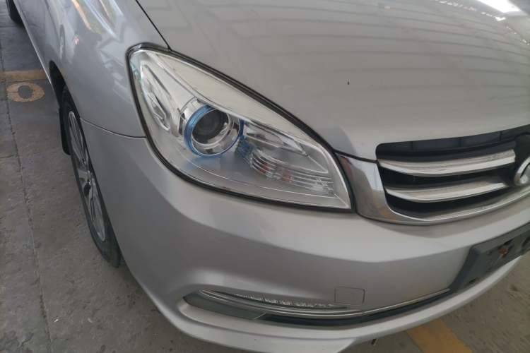 Used Great Wall C30 2015 1.5L AMT Luxury Model Right Front Headlight