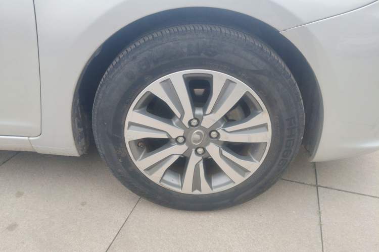 Used Great Wall C30 2015 1.5L Manual Luxury Model Right Front Wheel Hub