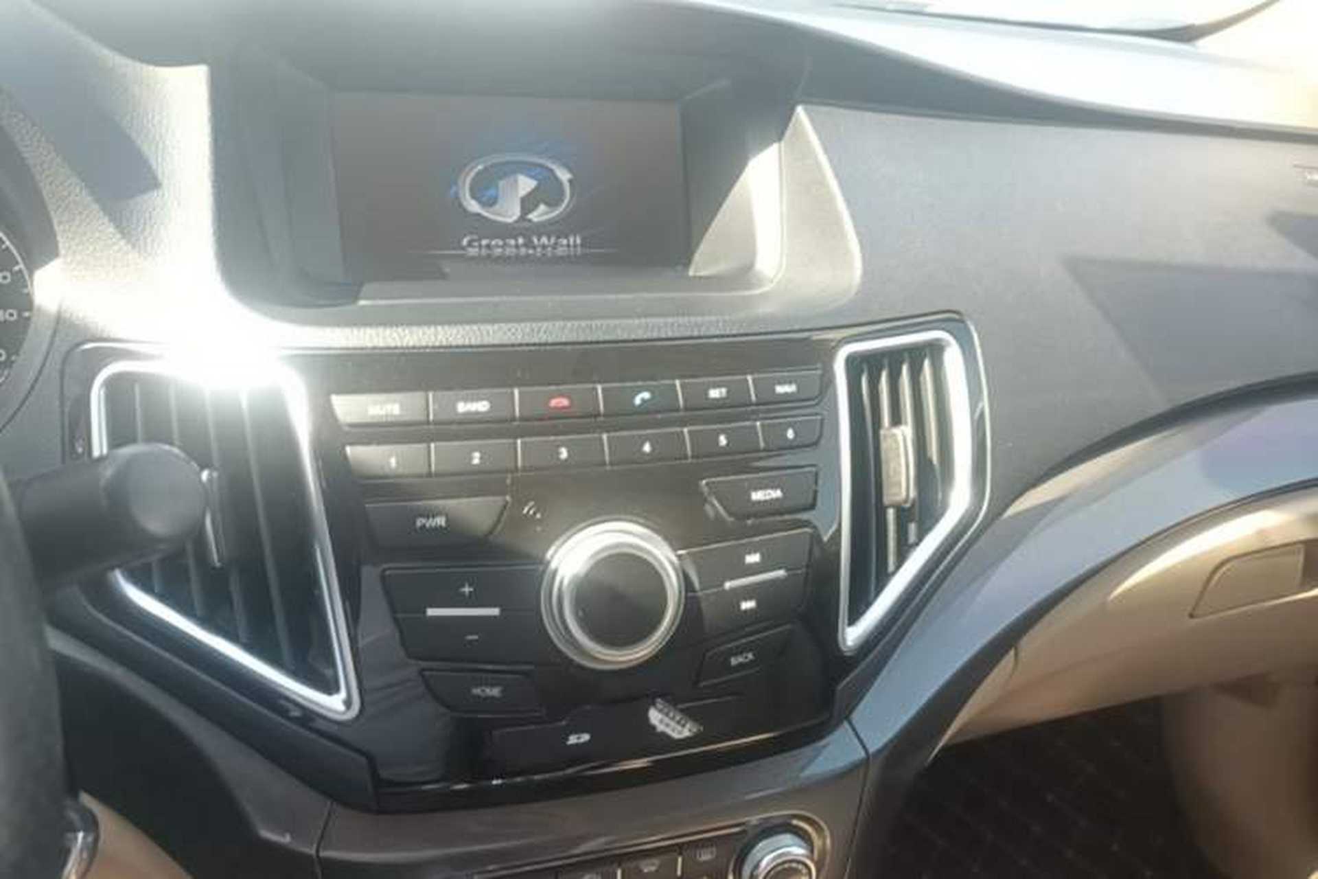 Used Great Wall C30 2015 1.5L AMT Luxury Model Audio And AC Panel