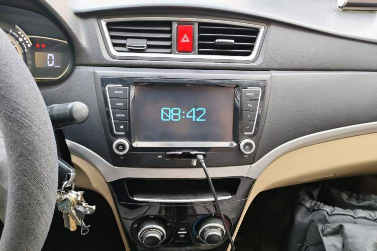 Used Great Wall C30 2015 Classic Edition 1.5L Manual Enjoyment Model Audio And AC Panel