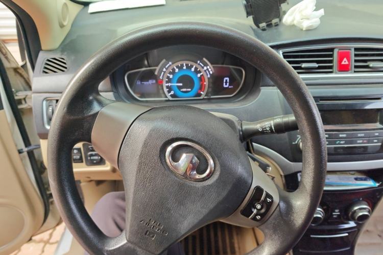 Used Great Wall C30 2015 Classic Edition 1.5L Manual Enjoyment Model Center Console