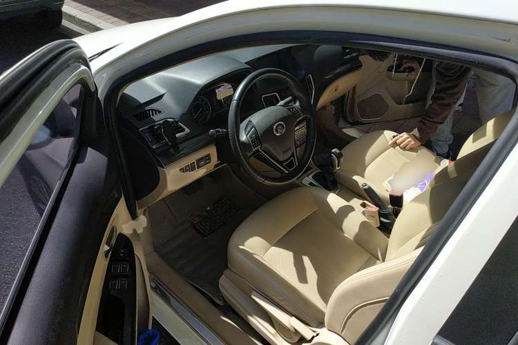Used Great Wall C30 2015 1.5L AMT Luxury Model Driver Seat