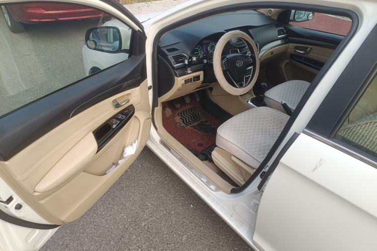 Used Great Wall C30 2015 1.5L Manual Luxury Model Driver Seat