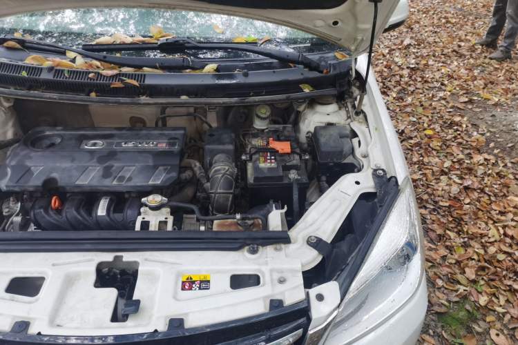Used Great Wall C30 2015 1.5L Manual Luxury Model Engine Bay Left