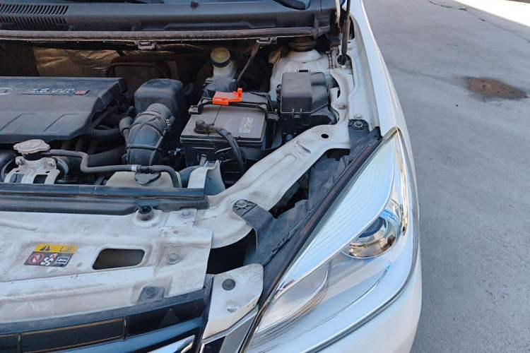 Used Great Wall C30 2015 1.5L Manual Luxury Model Engine Bay Left