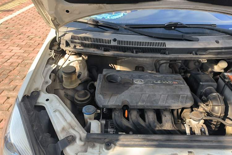 Used Great Wall C30 2015 1.5L AMT Luxury Model Engine Bay Right