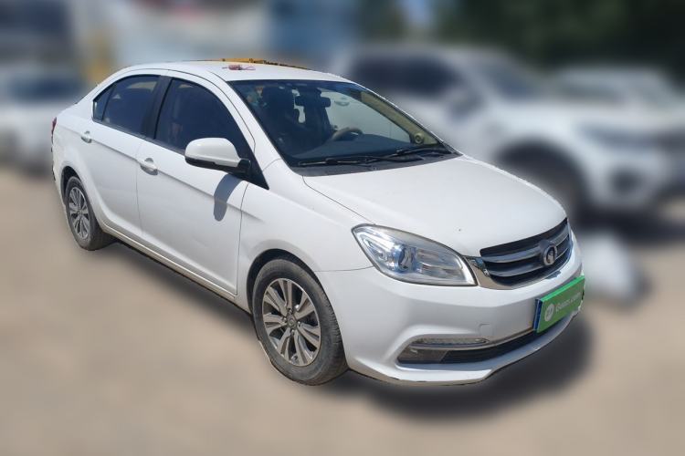 Used Great Wall C30 2015 1.5L Manual Comfort Model Front Right 45 Deg