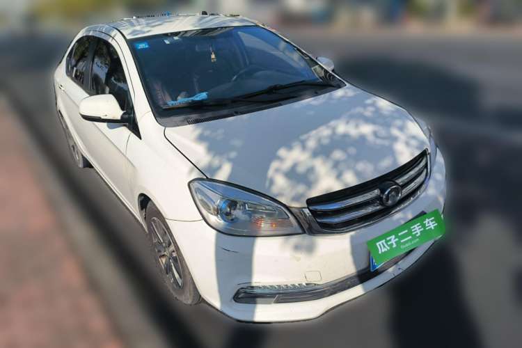 Used Great Wall C30 2015 1.5L AMT Luxury Model Front Right 45 Deg