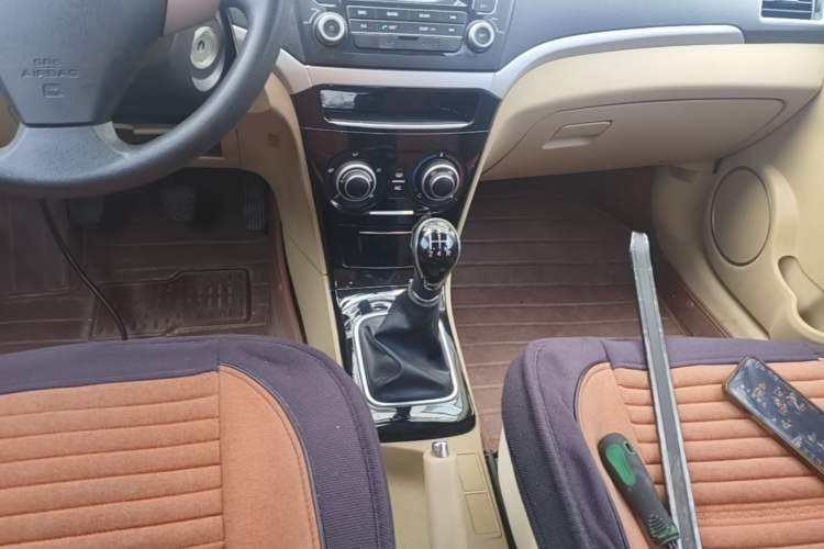 Used Great Wall C30 2015 Classic Edition 1.5L Manual Enjoyment Model Gear Lever