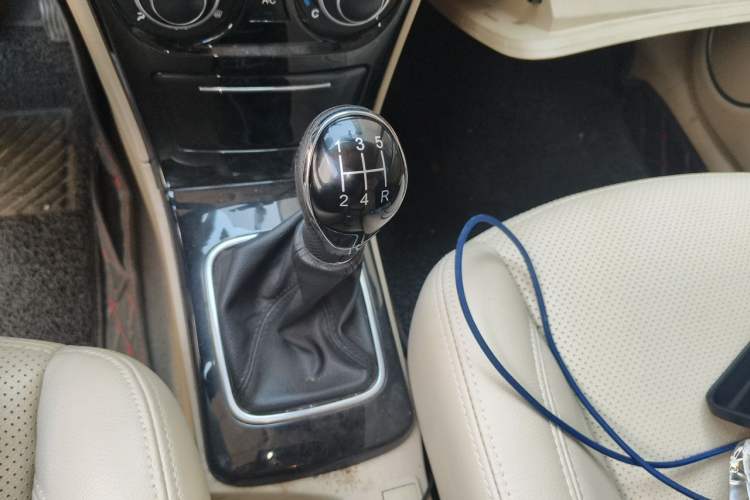 Used Great Wall C30 2015 Classic Edition 1.5L Manual Enjoyment Model Gear Lever