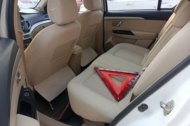 Used Great Wall C30 2015 1.5L Manual Comfort Model Interior 1