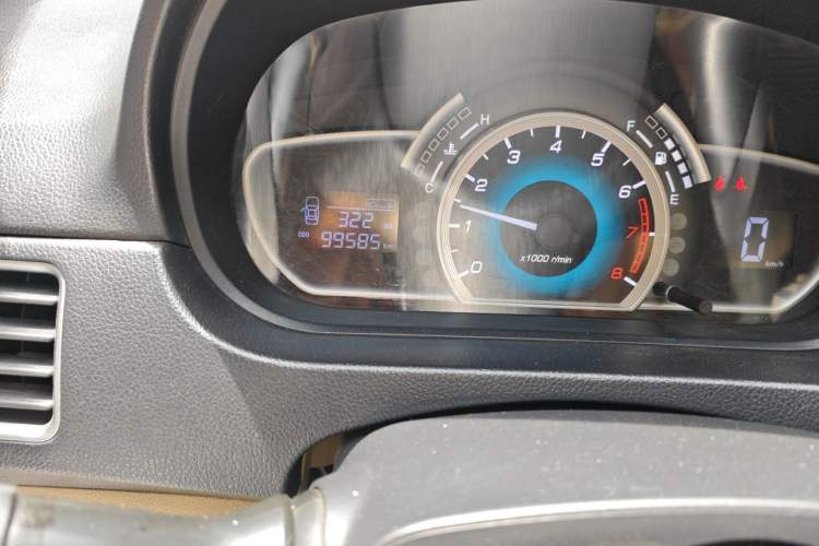 Used Great Wall C30 2015 Classic Edition 1.5L Manual Enjoyment Model Odometer Close Up