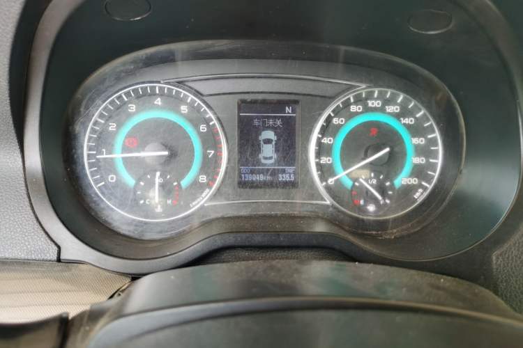 Used Great Wall C30 2015 1.5L AMT Comfort Model Odometer Close Up