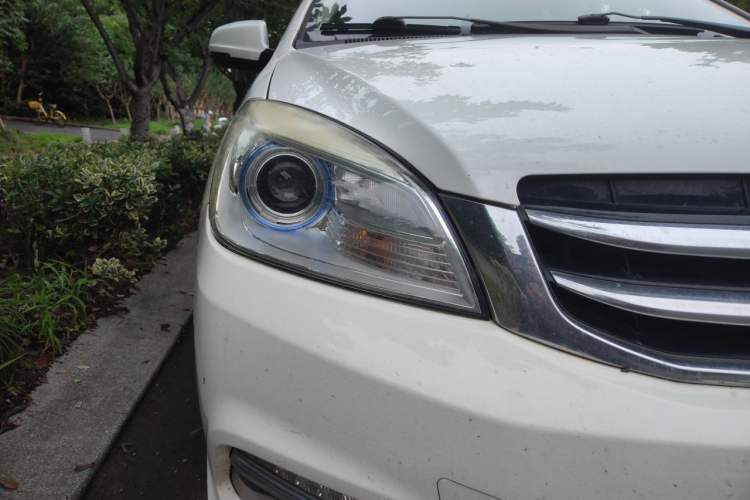 Used Great Wall C30 2015 1.5L Manual Luxury Model Right Front Headlight