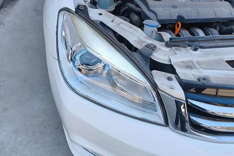 Used Great Wall C30 2015 1.5L Manual Luxury Model Right Front Headlight