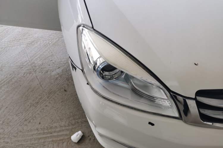 Used Great Wall C30 2015 1.5L AMT Comfort Model Right Front Headlight