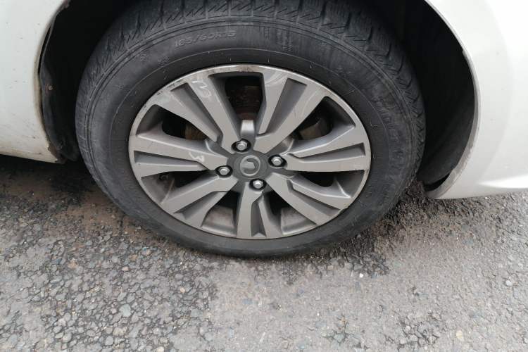 Used Great Wall C30 2015 1.5L Manual Luxury Model Right Front Wheel Hub