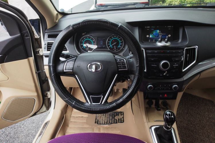 Used Great Wall C30 2015 1.5L Manual Luxury Model Steering Wheel