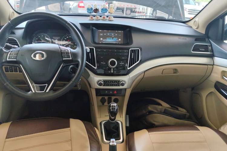 Used Great Wall C30 2016 1.5L Manual Luxury Model Audio And AC Panel