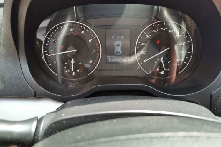 Used Great Wall C30 2016 1.5L Manual Comfort Model Odometer Close Up