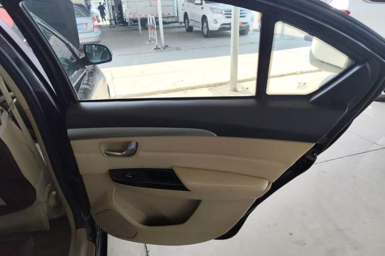 Used Great Wall C30 2016 1.5L Manual Luxury Model Right Rear Door Interior