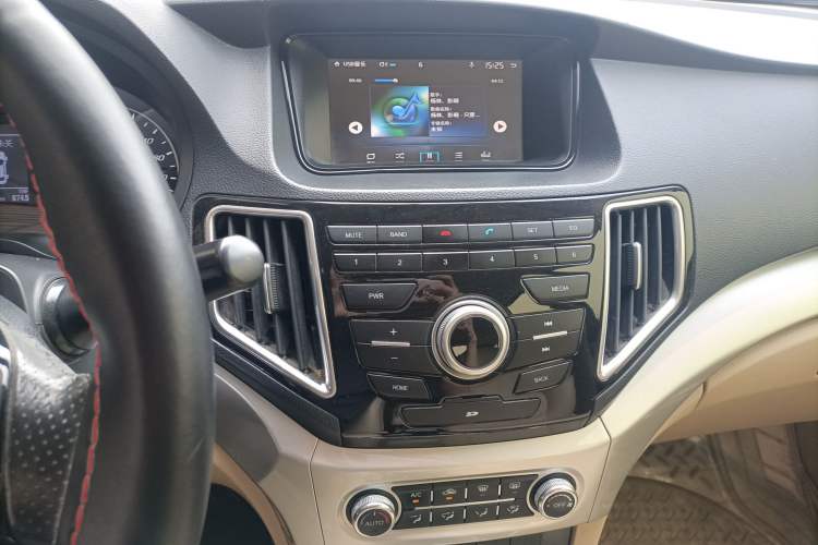 Used Great Wall C30 2016 1.5L Manual Comfort Model Audio And AC Panel