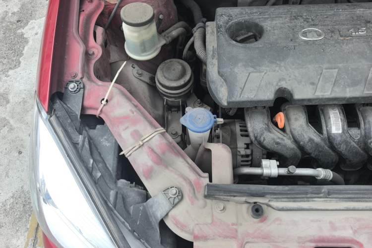 Used Great Wall C30 2016 1.5L AMT Luxury Model Engine Bay Right