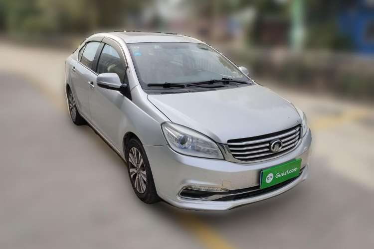 Used Great Wall C30 2016 1.5L AMT Luxury Model Front Right 45 Deg