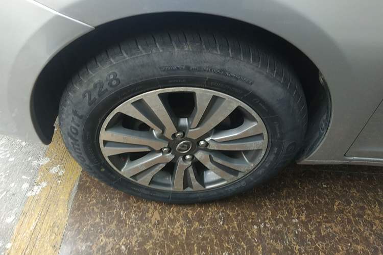 Used Great Wall C30 2016 1.5L AMT Comfort Model Left Front Wheel Hub