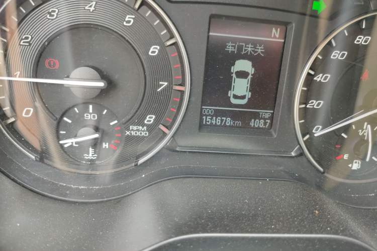 Used Great Wall C30 2016 1.5L AMT Luxury Model Odometer Close Up