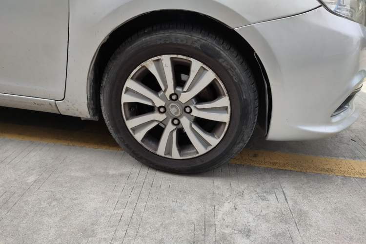 Used Great Wall C30 2016 1.5L AMT Luxury Model Right Front Wheel Hub