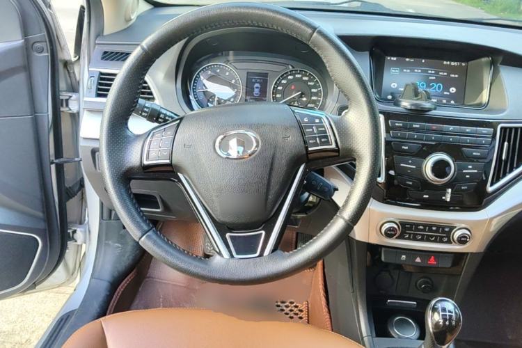 Used Great Wall C30 2016 1.5L Manual Luxury Model Steering Wheel